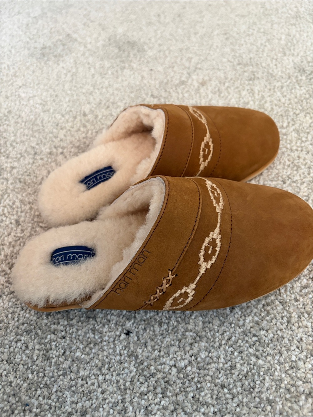 Hari Mari Slippers NWOT